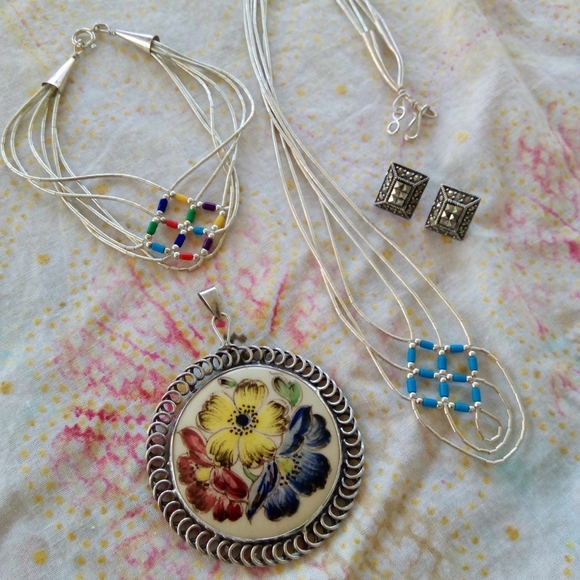 ❤ Sterling Silver + Porcelain Hand Painted Coquette Antique Brooch! - Picture 8 of 9